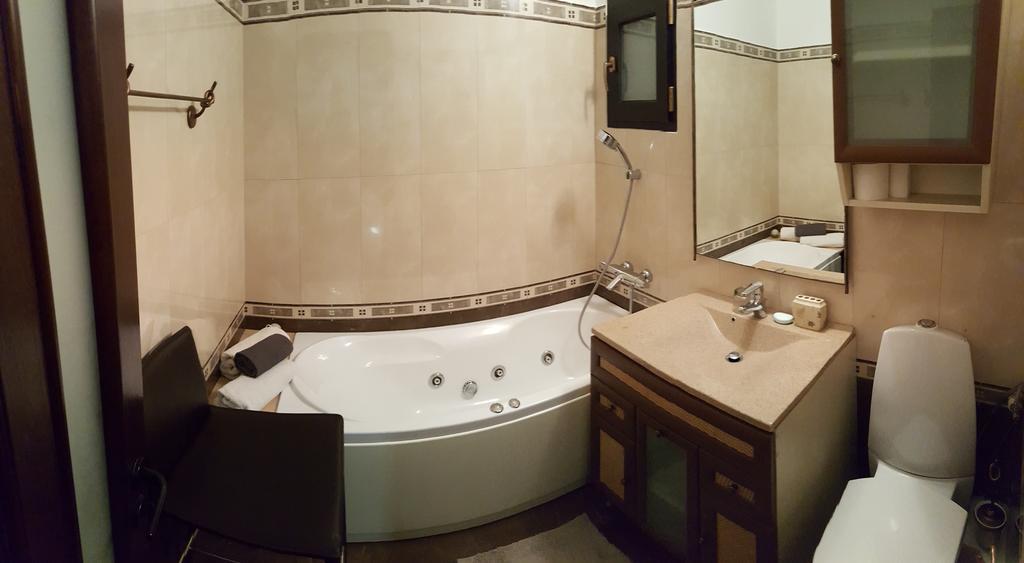 Mihail Cioranu Apartment Бухарест Экстерьер фото