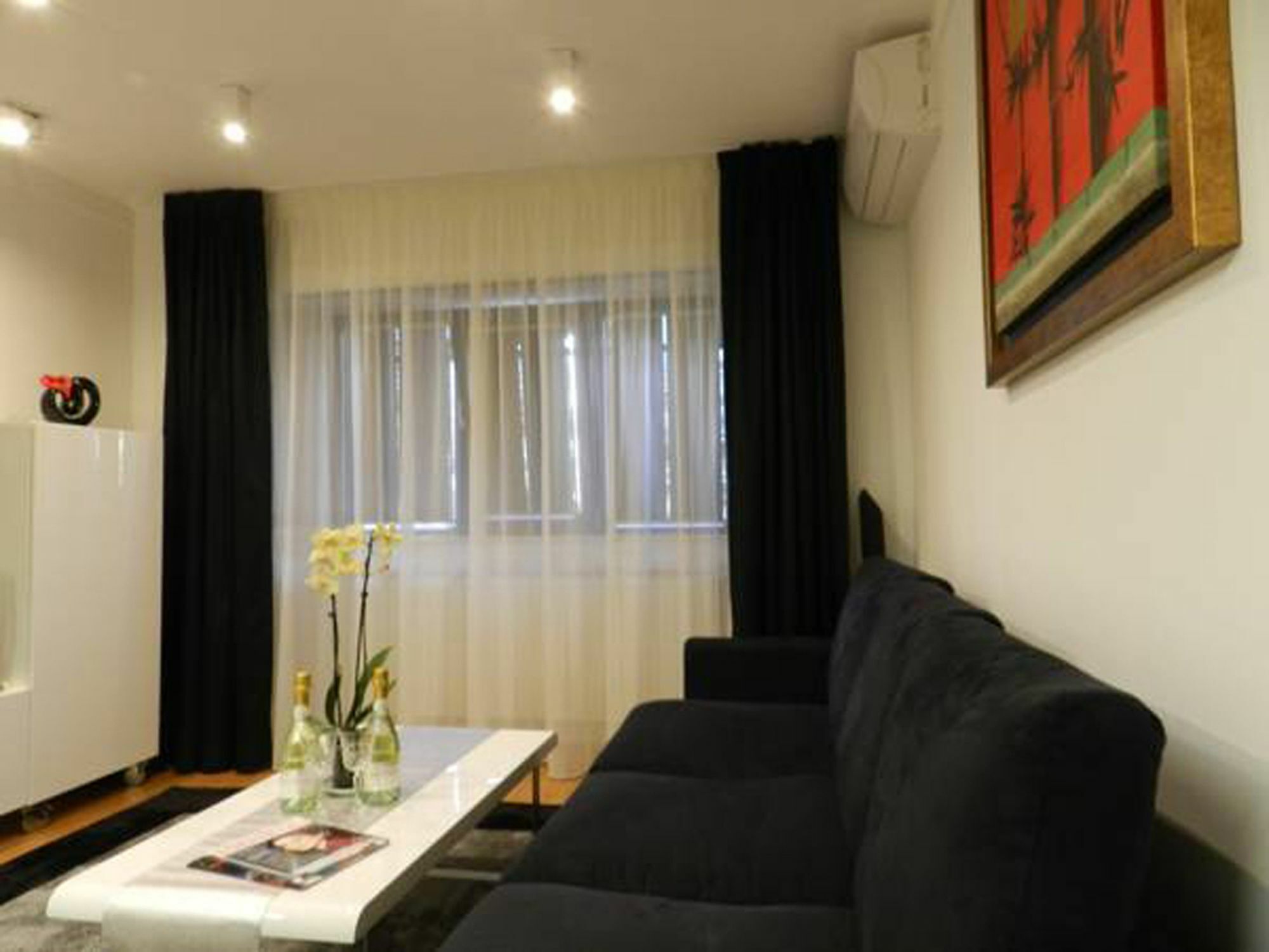 Mihail Cioranu Apartment Бухарест Экстерьер фото